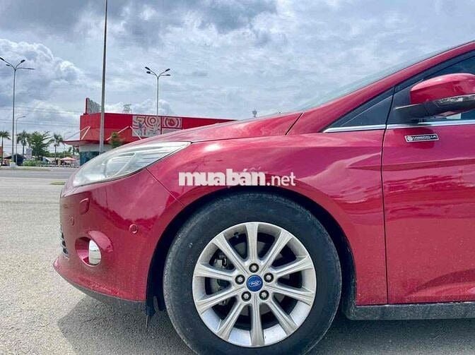 Ford Focus 2015 Titanium 2.0 AT - 100000 km