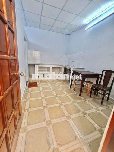 Cho Thuê Nhà 1 Trệt 1 Lầu 3PN 4x20m Mặt Tiền Đường Số Gần Chợ Tân Mỹ