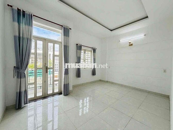 Nhà Mới Sạch Sẻ DT 120m2 1Trệt 1Lầu 2Pn 3Wc Hẻm Xe Tải Có Nội Thất