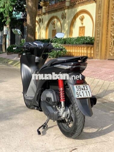 Xe SH 2023 ABS 125c màu đen nhám siêu ken mới 98 %