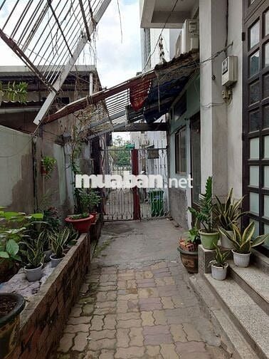 Phòng trọ 15m2, đường Trần Xuân Soạn, Quận 7