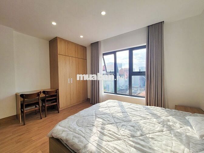 Trống 1 phòng studio 40m2 có cửa sổ thoáng,oto đỗ cổng khu Ba Đình