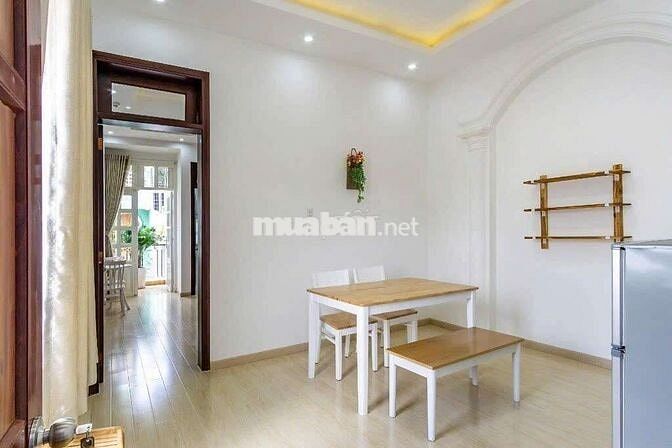 Cho thuê căn hộ 1 phòng ngủ full nội thất Quận 1 gần Chợ Tân Định