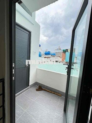 BÁN NHÀ ĐẸP 88m2 - 2 MẶT TIỀN TRƯỚC SAU - Sổ Hồng Riêng - Chỉ 4,7 Tỷ