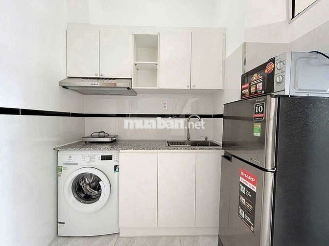 *** 2 phòng Duplex bancol và cửa sổ thoáng - Trống sẵn ở liền