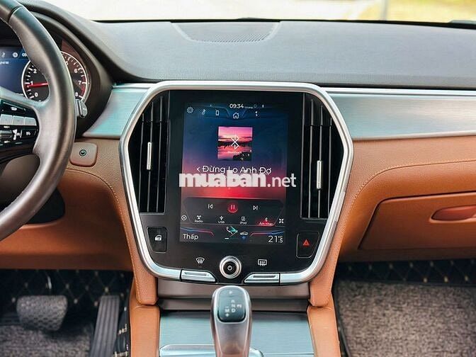 Vinfast Lux SA Premium 2019 - Biển HN