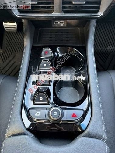 VinFast VF8 Eco 2023