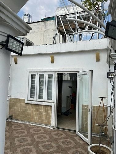 Bán Gấp Nhà Mặt Tiền Góc Ba Tháng Hai và Lý Nam Đế Quận 11