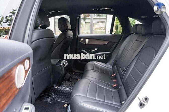 Mercedes Benz GLC Class 2021 - 46000 km