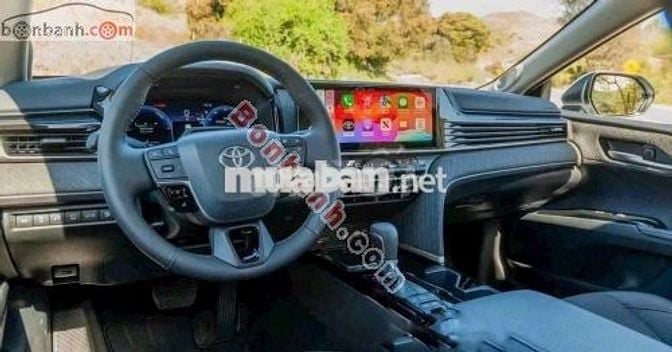 Toyota Camry 2.0Q 2025