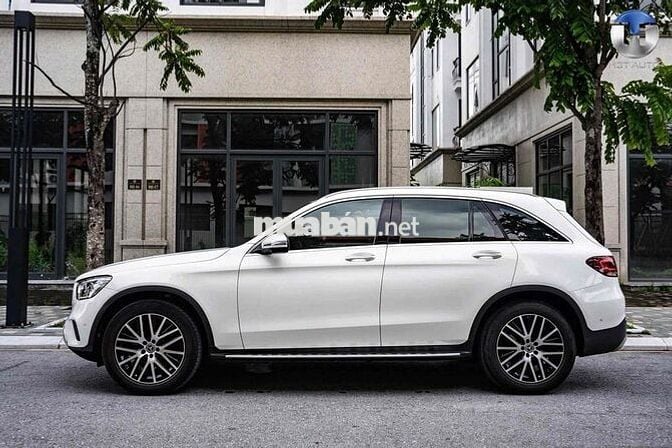 Mercedes Benz GLC Class 2021 - 46000 km