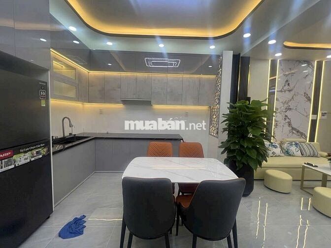 NHÀ MỚI XÂY 4X20 CÓ NỘI THẤT MỚI TINH HẺM 2855 HUỲNH TẤN PHÁT GẦN PHÀ
