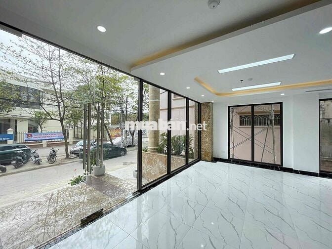 2 SÀN VĂN PHÒNG THÔNG CHO THUÊ KINH DOANH VÀ MỞ SPA RỘNG MẶT TIỀN Ô TO
