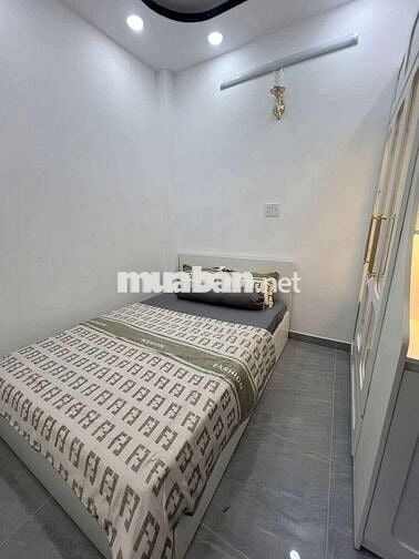 NHÀ MỚI XÂY 4X20 CÓ NỘI THẤT MỚI TINH HẺM 2855 HUỲNH TẤN PHÁT GẦN PHÀ