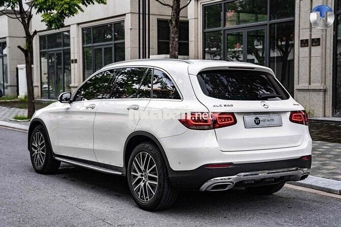 Mercedes Benz GLC Class 2021 - 46000 km