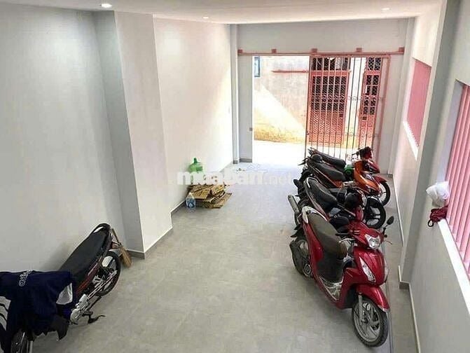 Bán tòa căn hộ mi ni 4 tầng đường 5m5 gần đại hoc kiến trúc