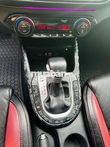 Kia Cerato 2019 2.0 AT Premium