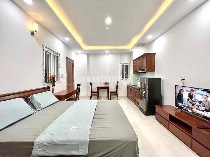 Căn Hộ Sang Trọng Mới Xây Ngay CV Lê Thị Riêng