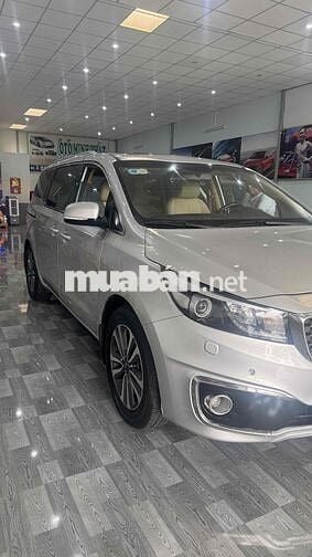 Kia Sedona 2017 2.2 DATH full dầu xe đẹp