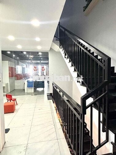 BÁN NHÀ 4 TẤM - KHU DÂN CƯ ĐÔNG ĐÚC