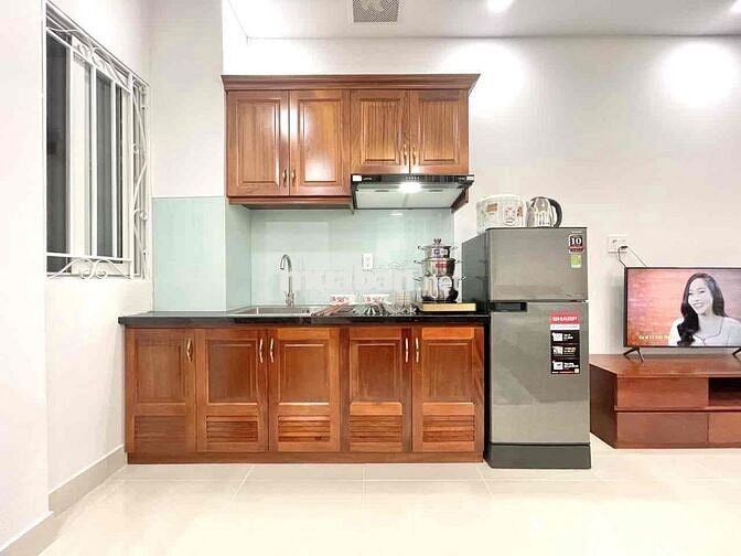 Căn Hộ Sang Trọng Mới Xây Ngay CV Lê Thị Riêng