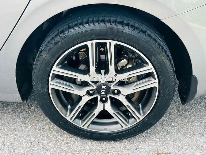 Kia Cerato 2019 2.0 AT Premium