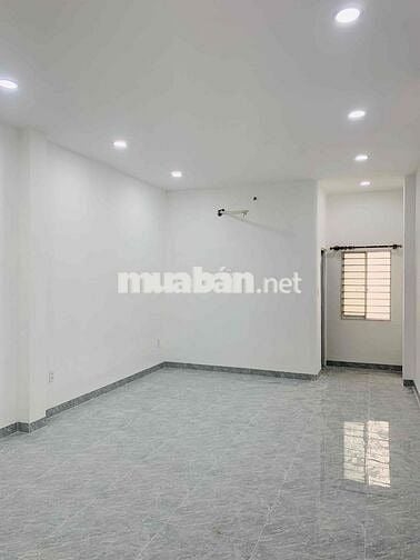 Cho thuê nhà Mặt tiền đg Phan Văn Trị, P7 GV, 1 trệt 2 lầu, trệt 4x25