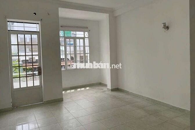 Cho thuê nhà đẹp mặt tiền Tam Đảo, khu bắc hải. Dt. 4x14m 2 lầu st.