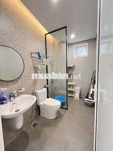 Cho thuê nhà đẹp mặt tiền Tam Đảo, khu bắc hải. Dt. 4x14m 2 lầu st.