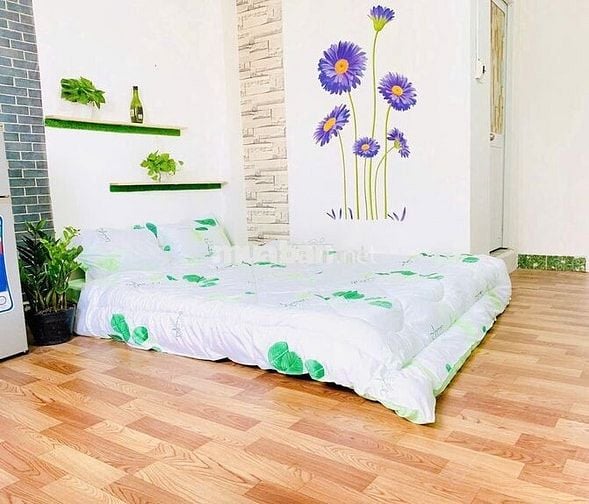 PHÒNG MỚI XÂY ĐẸP THANG MÁY Q10 TÔ HIẾN THÀNH