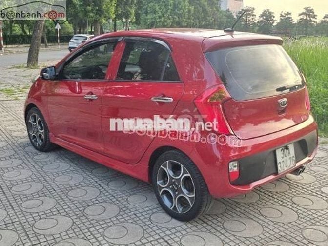 Kia Morning Sports nhập khẩu màu đỏ 2011