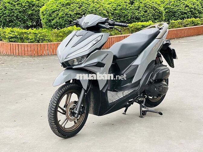 HONDA VARIO 125 XÁM BẠC ĐẸP CHẠY ÊM CHÍNH CHỦ.