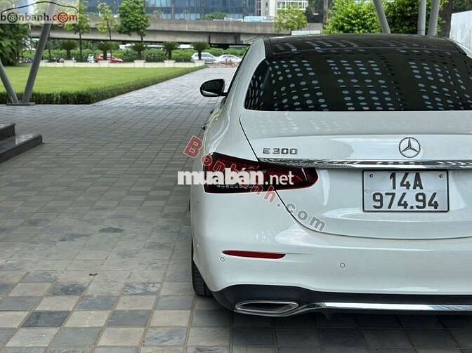 Mercedes Benz E class E300 AMG 2022