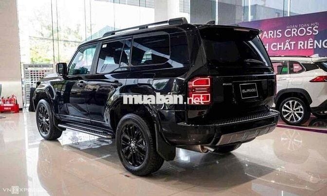 Toyota Land Cruiser Prado 2025-Tặng gói PK 30tr