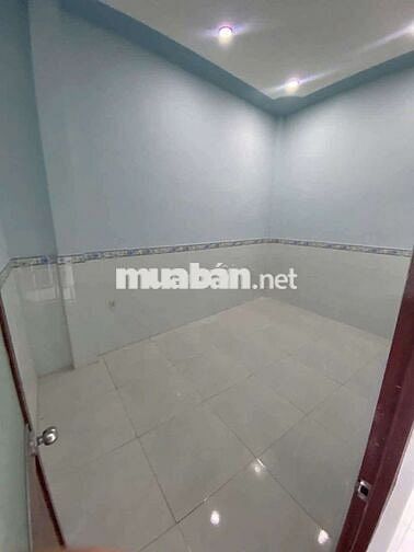 Nhà 1 lầu 2 phòng+sân thượng.nhà mới sạch sẽ