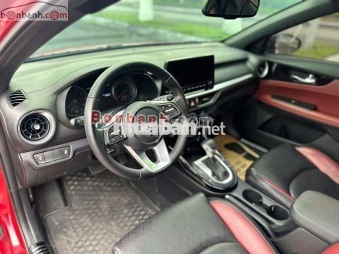 Kia K3 Luxury 1.6 AT 2022