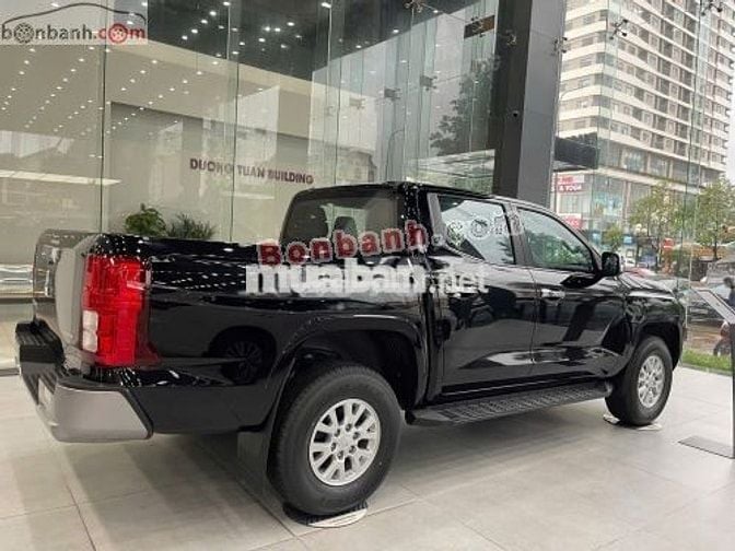 Mitsubishi Triton GLX 2WD AT 2025