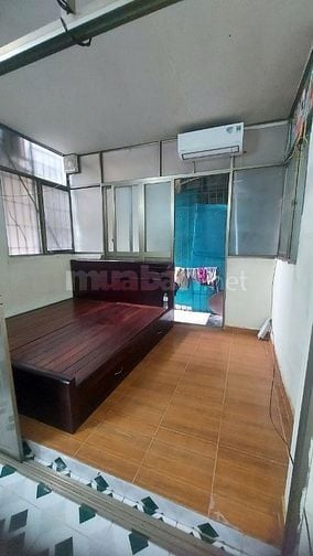 Cho thuê nhà tập thể Đại Học Thủy Lợi
