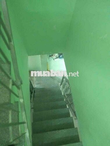 Cho thuê căn 5PN đường CMT8, Quận 10 cách MT chỉ 15m