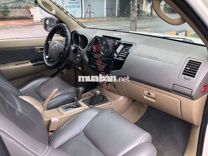 Xe Toyota Fortuner TRD Sportivo 4x4 AT 2011