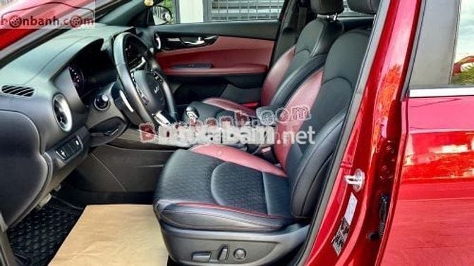 Kia K3 Luxury 1.6 AT 2022