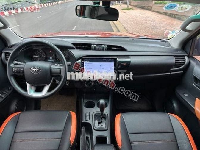 Toyota Hilux 2.4E 4x2 AT 2020