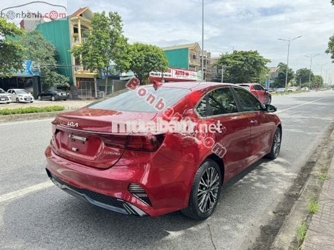 Kia K3 Luxury 1.6 AT 2022