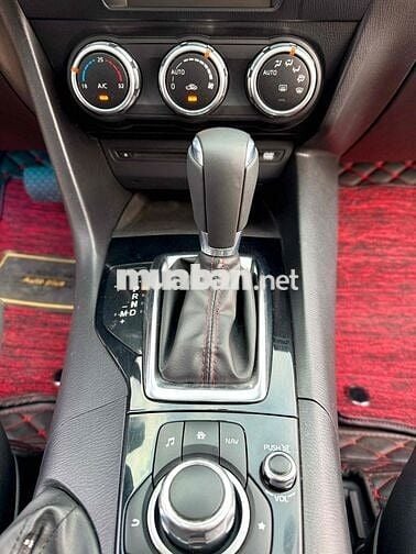Mazda 3 1.5 AT Sedan 2015