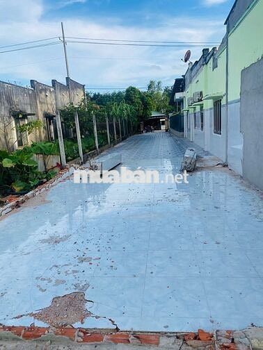 MẶT TIỀN KINH DOANH NÔNG TRƯỜNG 5X67- 70 TC 2TỶ250 TRIỆU