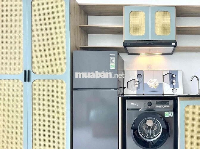 CĂN HỘ FULL NỘI THẤT, BAN CÔNG, ĐI BỘ QUA VĂN LANG CS3 CHỈ 2 PHÚT