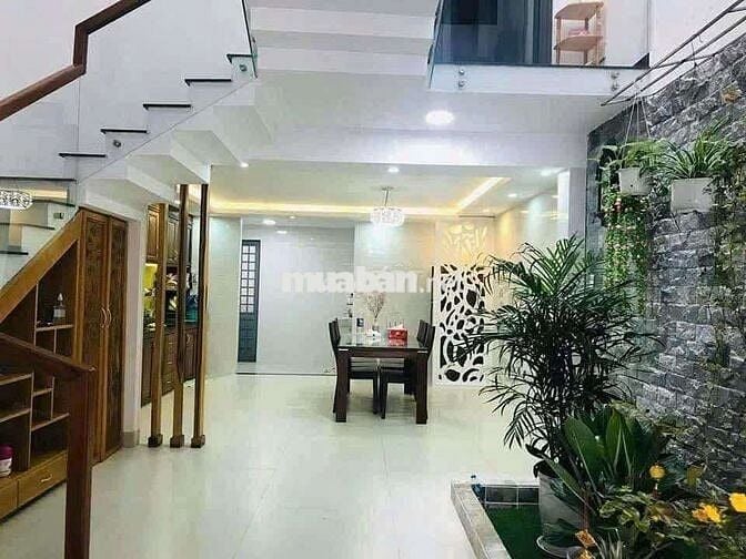 🌱 NHÀ ĐẸP 3 TẦNG NGUYỄN XUÂN KHOÁT 🌱
🪴 DIỆN TÍCH : 100m2. ☎️ ☎️