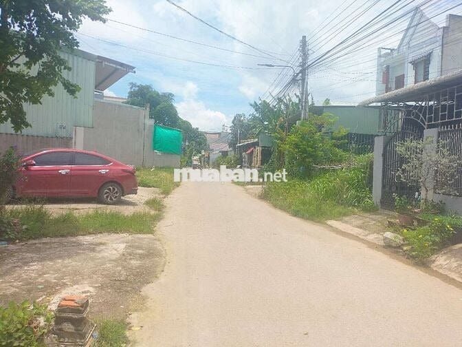 Nhà trệt lầu hiện đại mặt tiền hẻm 109 nguyễn thái bình gần trườngcấp2