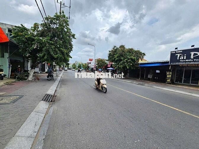 Đất đekp 1819m ngang 20m Trần Hưng Đạo p. Đông Hòa Dĩ An