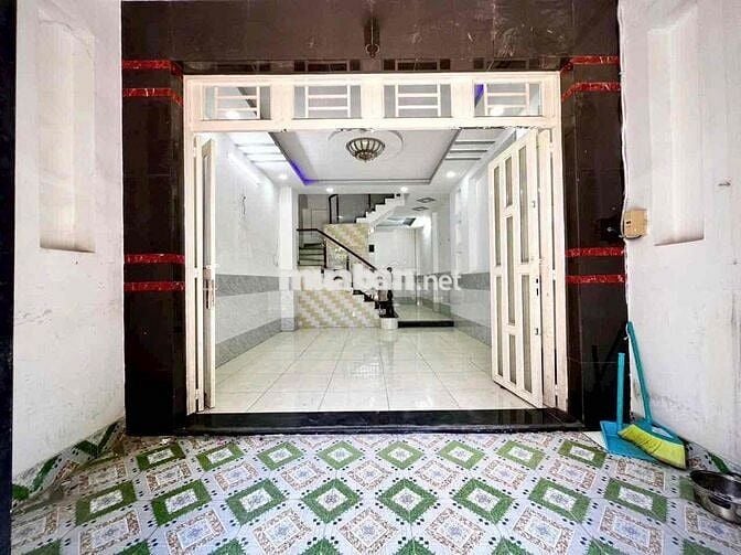chính chủ bán nhà hẻm xe hơi 1806/127 /huynh tan phát thị trấn nhà bè